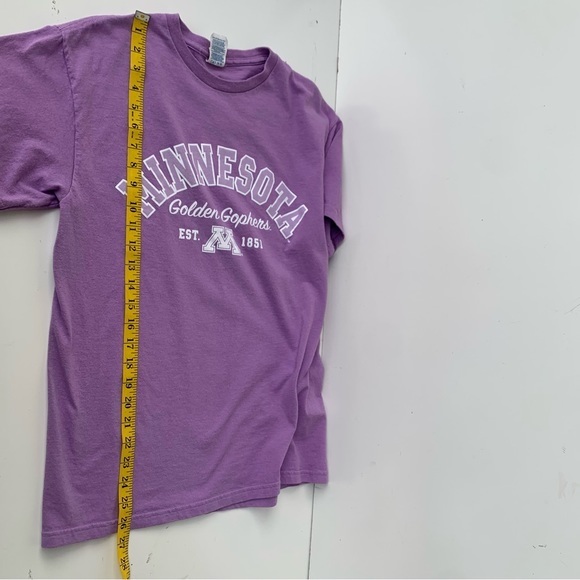 Minnesota Golden Gophers women’s short sleeve‎ tee in lavender.  Best fans of MN - Picture 7 of 10